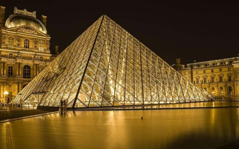 Paris: Private Night Sightseeing Tour by a Local - How the Experience Feels in Practice