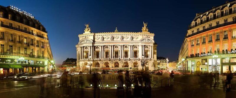 Paris: Private Night Tour with Driver for 3 personnes - Key Points
