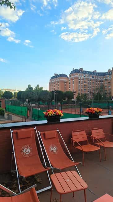 Paris: Private Tennis Session on Clay Courts with Transfer - Key Points