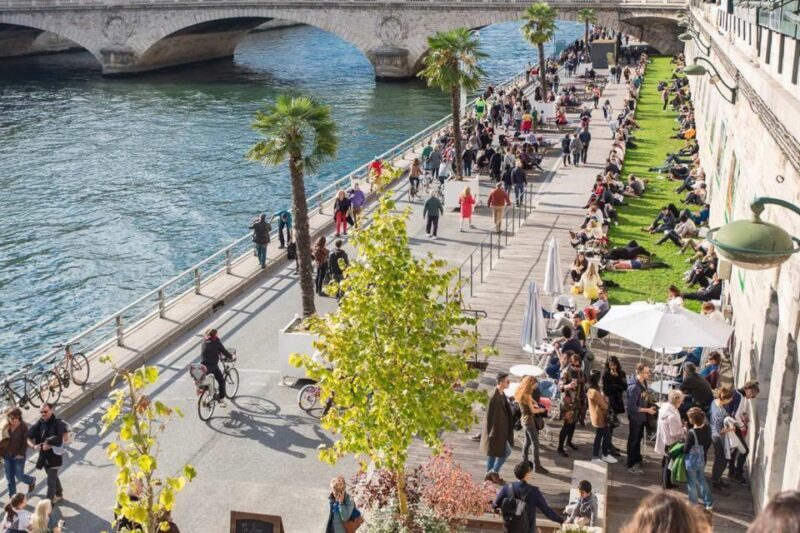 Paris: Private Tour with Locals Highlights & Hidden Gems - Who Should Consider This Tour?