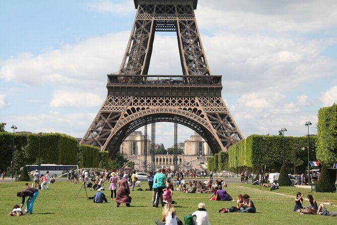 Paris Private Walking Tour with a Local Guide - A Closer Look at the Paris Private Walking Tour