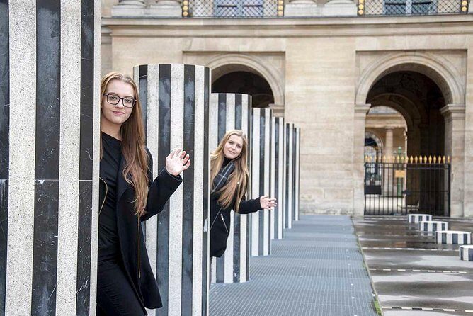 Paris Private Walking Tour with a Personal Photographer - Walking Through the Itinerary