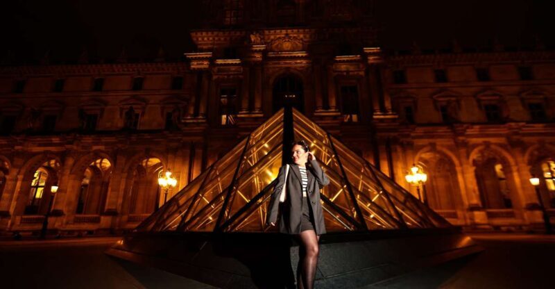 Paris: Professional Photoshoot with 300+ Photos + 1 present - Pricing, Value, and Booking Flexibility