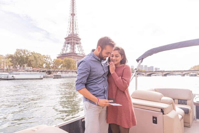 Paris Proposal / Private River Cruise + Photographer 1h - What Past Guests Say