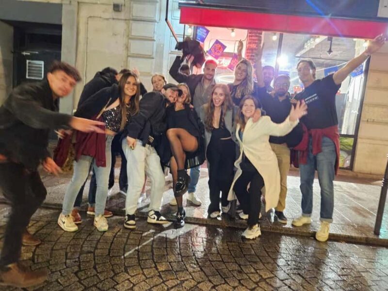 Paris: Pub Crawl with Shots and Nightclub Entry - Key Points