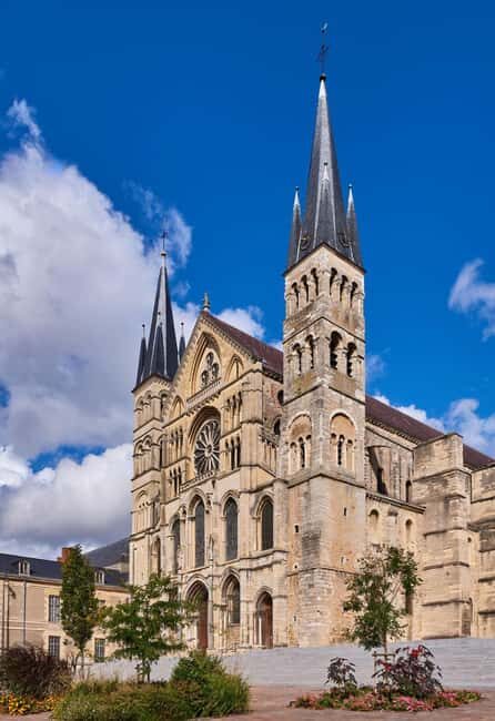 Paris: Reims Day Trip with Champagne Tastings - Who Should Consider This Tour?