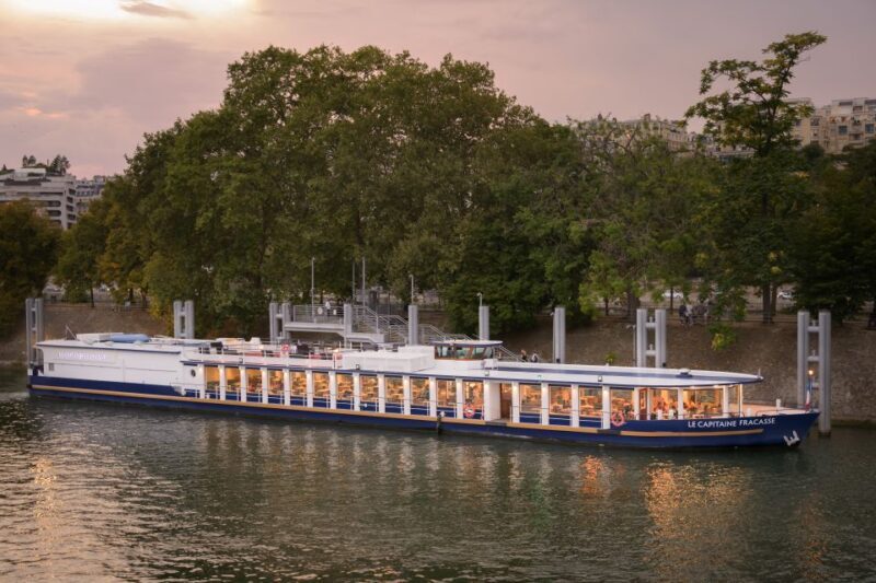 Paris: Romantic Cruise with 3-course Dinner on Seine River - Key Points