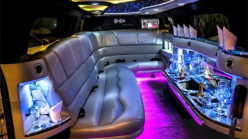 Paris: Romantic Limousine Tour - The Experience: What to Expect