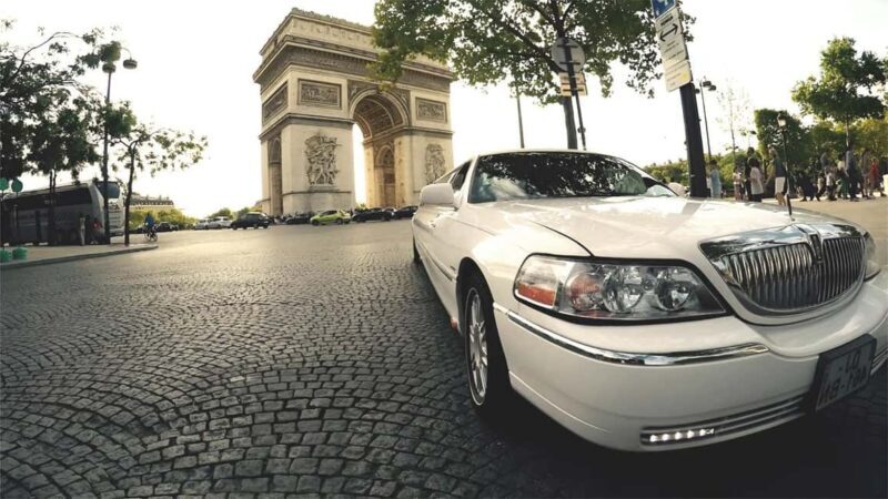 Paris: Romantic Limousine Tour - The Balance of Value and Experience