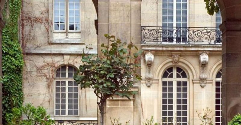 Paris Secret Gardens 1.30 hour long Walking Tour - What Reviewers Have to Say