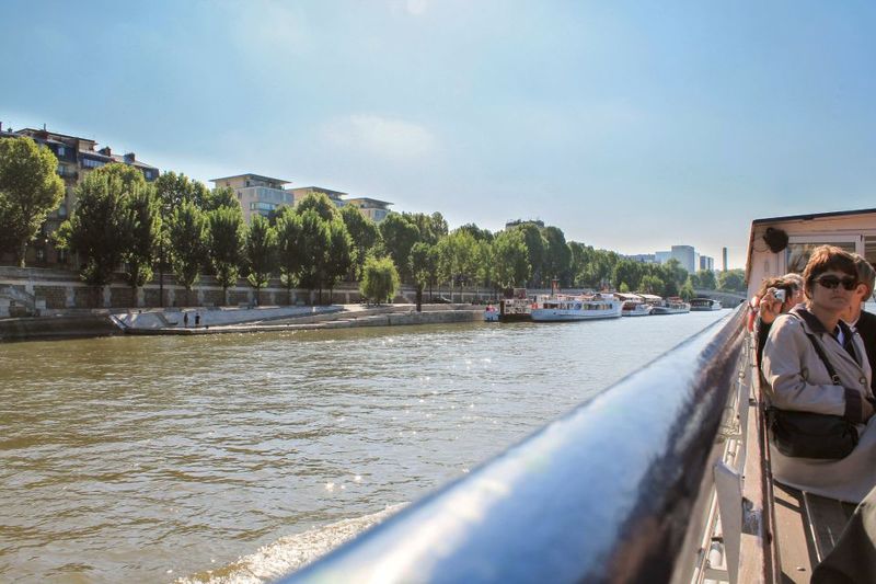 Paris: Seine River and Canal Saint-Martin Cruise - Bassin de la Villette, Rue de Crimée Bridge, and the Final Stretch