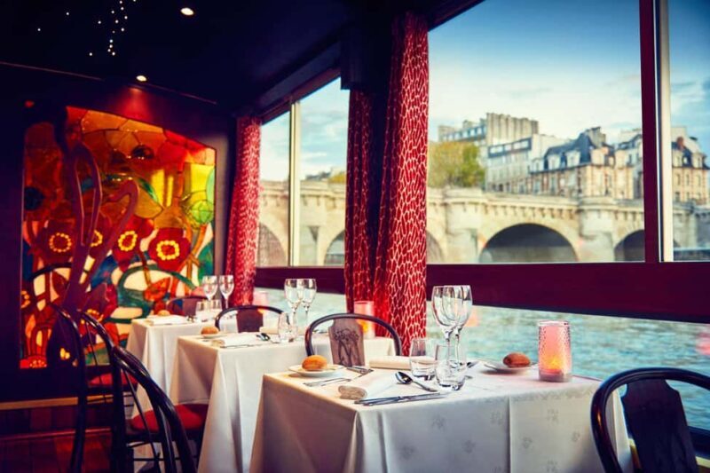 Paris: Seine River Cruise with 3-Course Dinner & Live Music - Who Would Love This Experience?