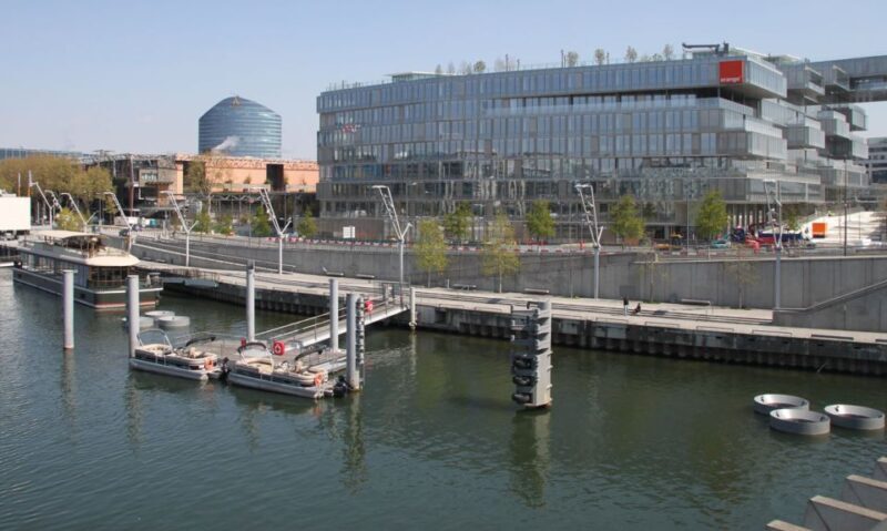 Paris: Seine River Private Guided Pontoon Boat Cruise - The Reviews Speak for Themselves