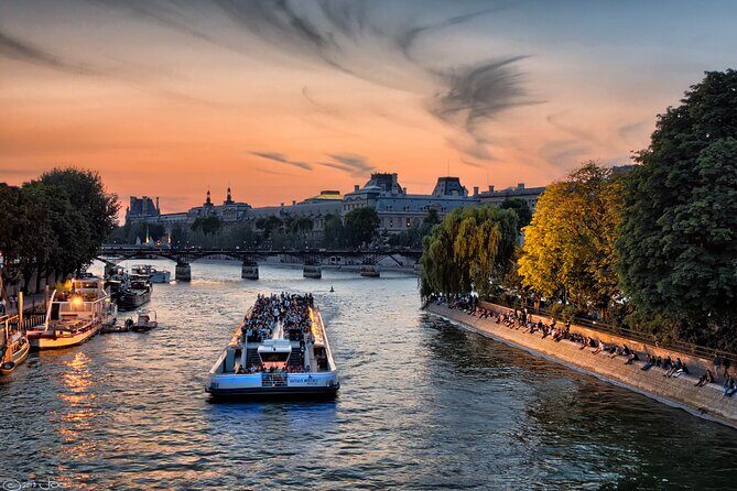 Paris Seine River Sightseeing Cruise by Bateaux Mouches - The Itinerary: What Stops and Sights Will You See?