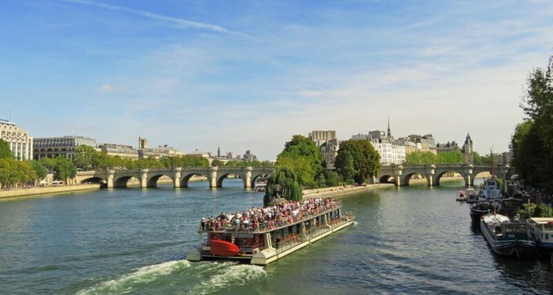 Paris: Seine River Walking Tour with Optional Musée d'Orsay - What to Expect from the Seine River Walking Tour
