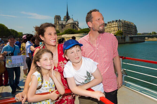 Paris Sightseeing Cruise with Champagne by Bateaux Mouches - FAQ (Frequently Asked Questions)