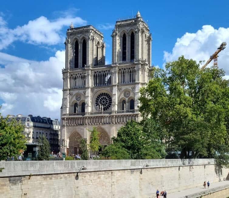 Paris: Small Group Interior Tour of Notre Dame ( Max 5 ) - FAQ