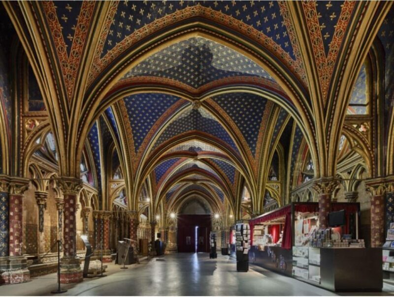 Paris: Ste-Chapelle, Conciergerie, Notre Dame Private Tour - Key Points