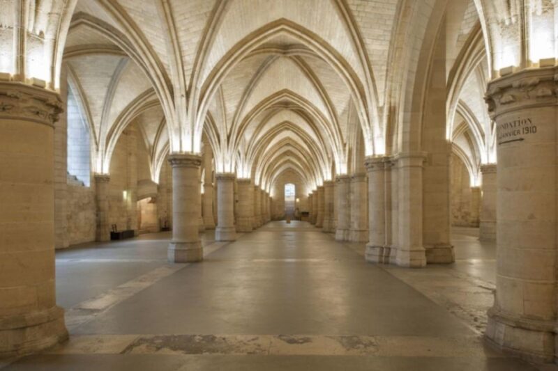 Paris: Ste-Chapelle, Conciergerie, Notre Dame Private Tour - Who Will Love This Tour?