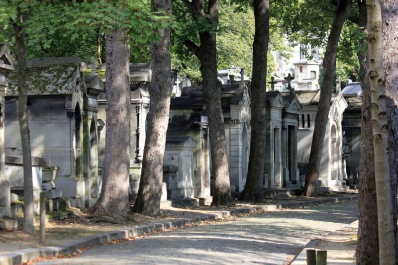 Paris: Stories of Père Lachaise Cemetery Walking Tour - An In-Depth Look at the Père Lachaise Cemetery Tour