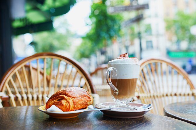 Paris Street Food Crawl (2 Hours Guided Food Tasting Experience) - Key Points