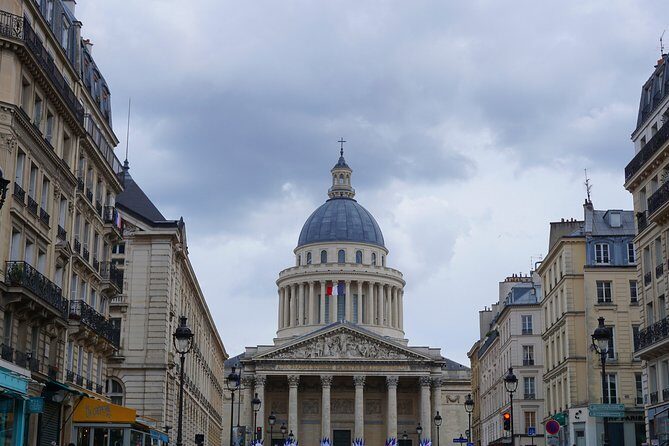 Paris Street Food Crawl (2 Hours Guided Food Tasting Experience) - Practical Details and Considerations