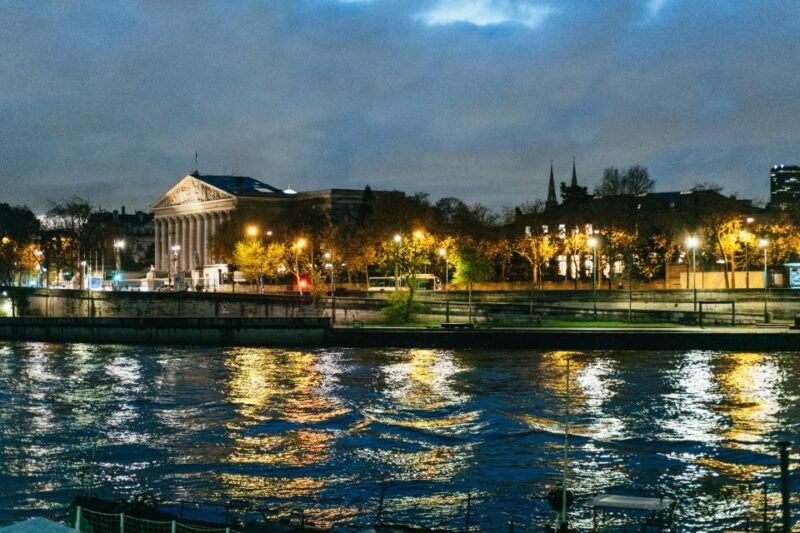 Paris: Sunrise Running and Sightseeing Group Tour - A Closer Look at the Paris Sunrise Running Tour