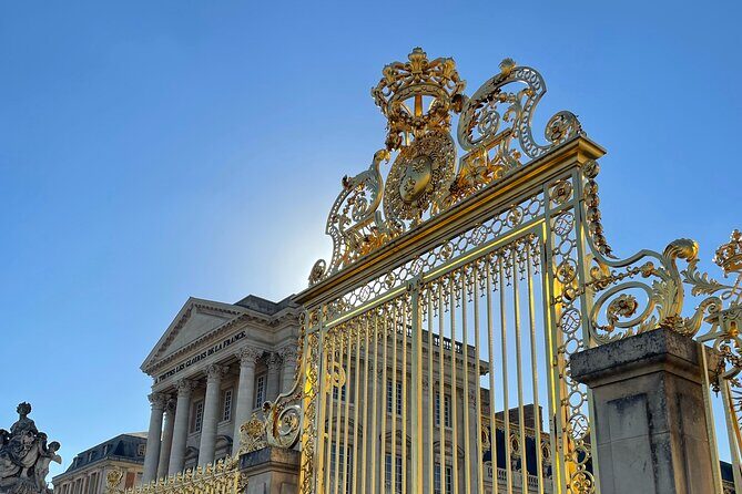 Paris to Versailles Royal Day: Private Guided Tour with Transport - The Experience: What to Expect on the Tour