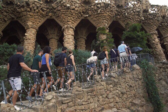 Park Guell Guided Tour with Skip the Line Ticket - Who Should Consider This Tour?
