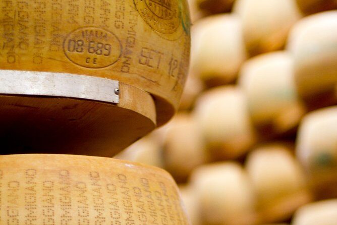 Parmigiano Reggiano & Aceto Balsamico Tradizionale - An Inside Look at the Experience