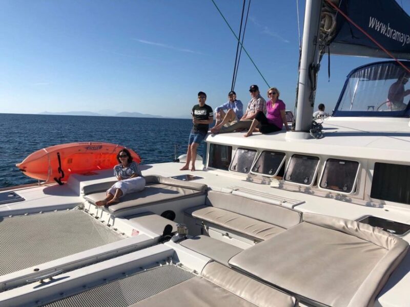 Paros: Catamaran Cruise with Swimming, Meal and Drinks - Key Points