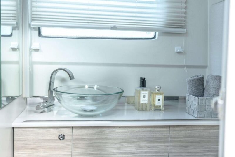 Paros: Private Paros and Antiparos Luxury Speedboat Tour - FAQ