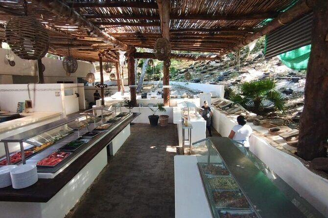 Party at Isla Mujeres Catamaran Open Bar! Half-Day Luxury Tour - Overall Value and Who Should Consider It