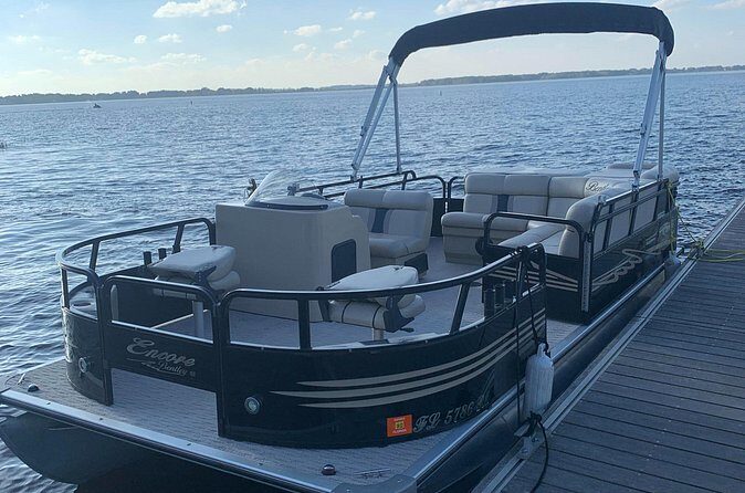 Party Barge Pontoon Boat Rental to 8 Persons with Fuel in Orlando - FAQ