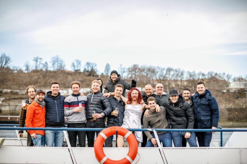 Party in Prague: Private River Cruise with Unlimited Drinks - Practical Considerations