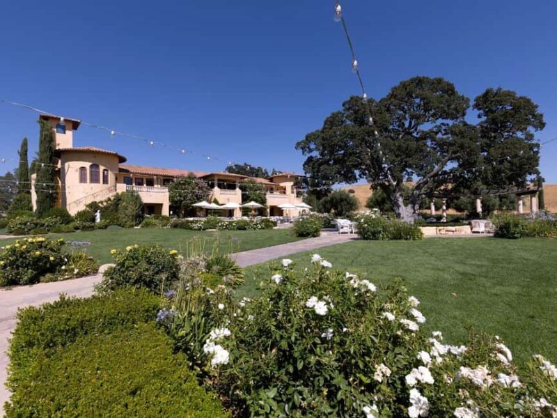 Paso Robles & Atascadero: 3-Winery Tour Including Lunch - Who Should Consider This Tour