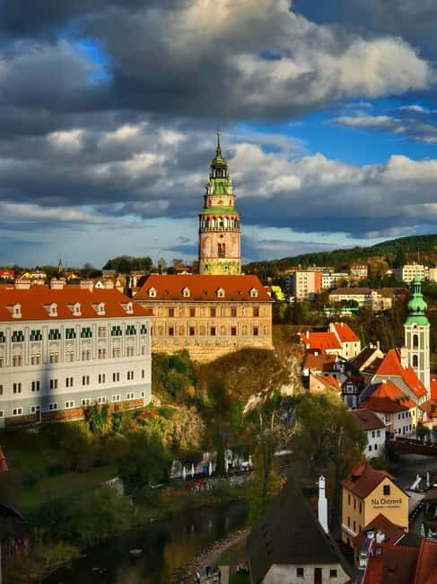 Passau: Cesky Krumlov Private Day Trip with Walking Tour - Who Should Consider This Tour?