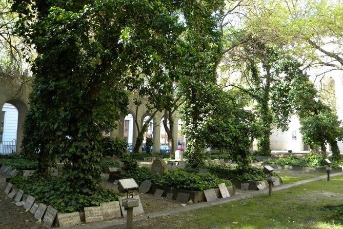 Past and Present of Budapest Jewish District Tour - Who Would Love This Tour?