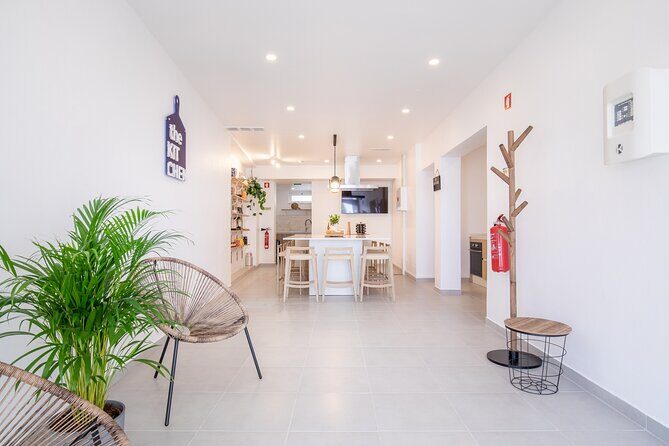 Pastel de Nata Baking Class  Portugal's Famous Custard Tart - What the experience involves