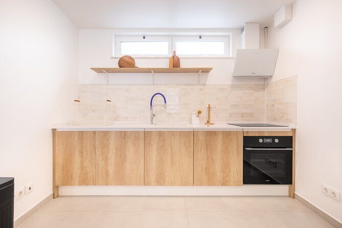 Pastel de Nata Baking Class  Portugal's Famous Custard Tart - Group size and overall vibe