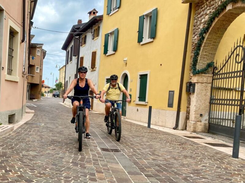 Pastrengo: e-bike tour and wine tasting in the Castle - FAQs
