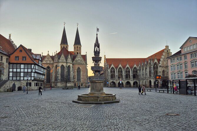 Patrician, executioner and bone carver. Brunswick in the Middle Ages. - Key Points