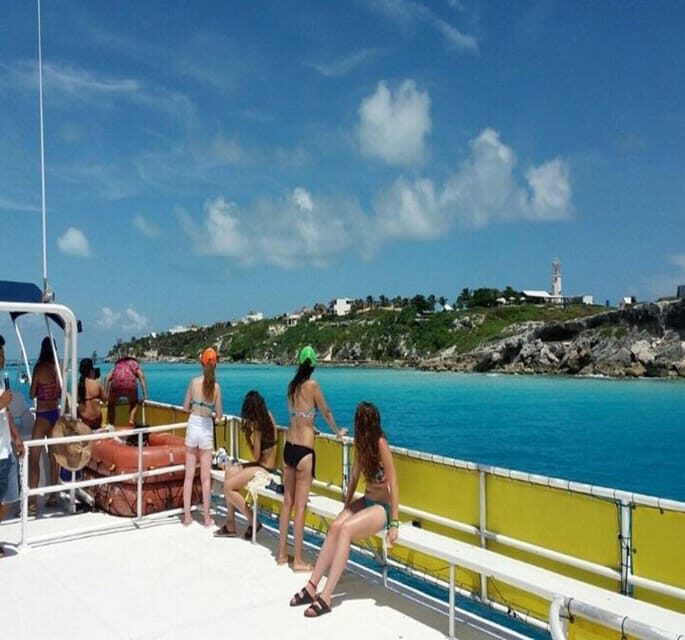 PDC: Isla Mujeres Catamaran Tour with Snorkeling - Island Time: Playa Norte and Downtown