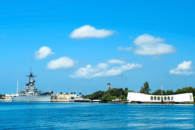 Pearl Harbor USS Arizona Memorial - The Experience in Detail