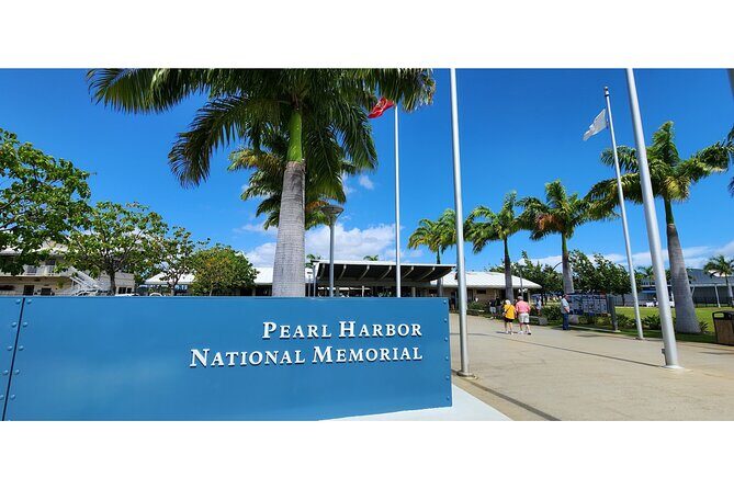 Pearl Harbor with USS Arizona and Hawaiian Kingdom History Tour - Honolulu’s Royal and Political Landmarks