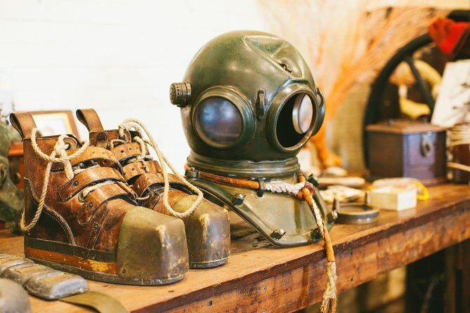 Pearl Luggers Tour in Broome - Rare Archival Footage and Artifacts