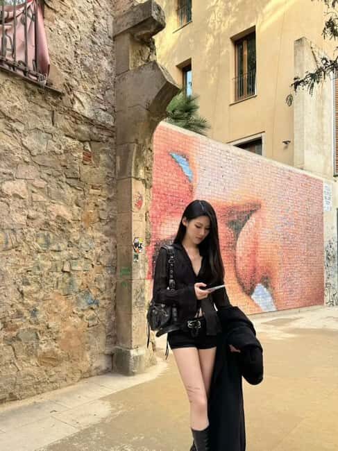 Pedrera, Casa Batlló, Gothic Quarter Photo Walk - Key Points