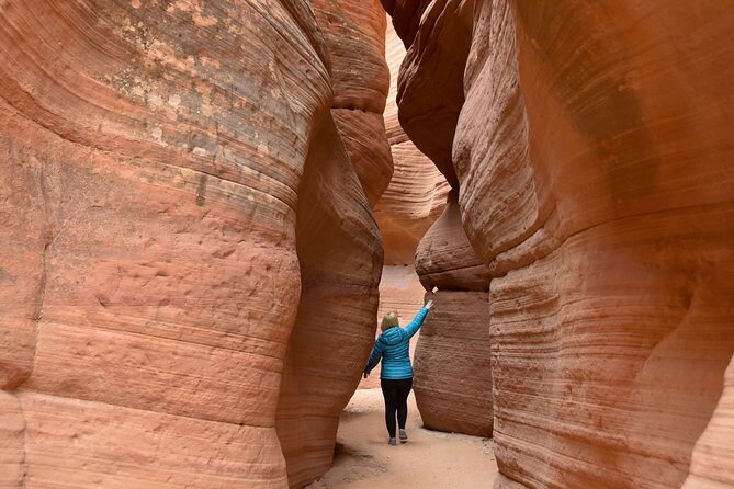 Peekaboo Slot Canyon 4WD Tour - Who Should Consider This Tour?