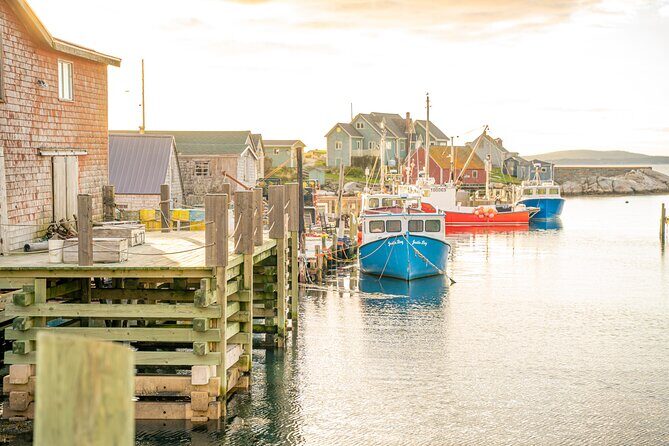 Peggy's Cove, Lunenburg and Titanic Cemetery Full Day Tour - What We Love About This Tour