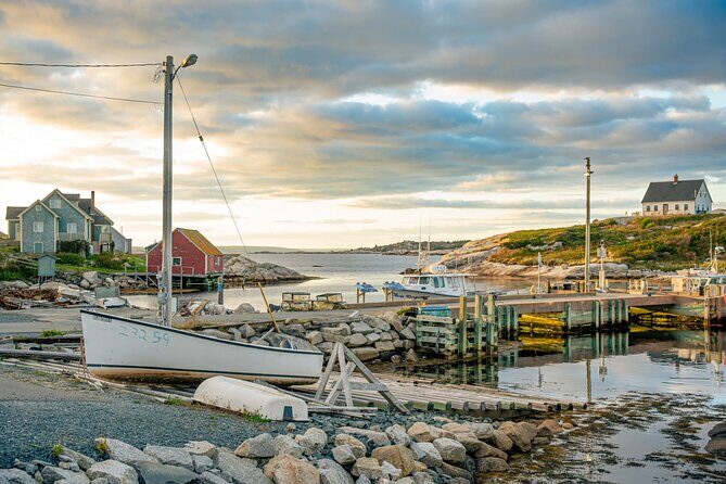 Peggy's Cove, Lunenburg and Titanic Cemetery Full Day Tour - Final Thoughts